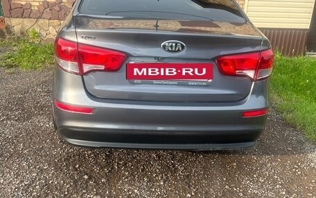 KIA Rio III рестайлинг, 2017 год, 1 380 000 рублей, 2 фотография