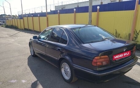 BMW 5 серия, 2000 год, 600 000 рублей, 8 фотография