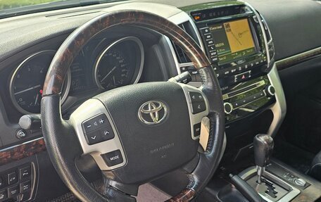 Toyota Land Cruiser 200, 2014 год, 3 550 000 рублей, 5 фотография