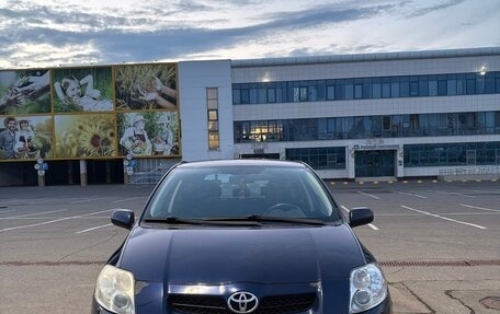 Toyota Auris II, 2009 год, 670 000 рублей, 2 фотография