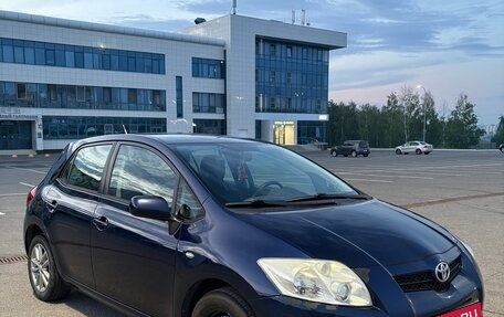 Toyota Auris II, 2009 год, 670 000 рублей, 3 фотография