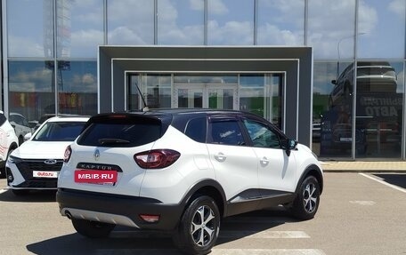 Renault Kaptur I рестайлинг, 2021 год, 1 550 000 рублей, 5 фотография