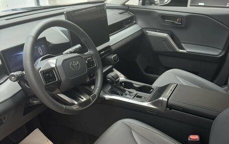 Toyota RAV4, 2026 год, 4 090 000 рублей, 9 фотография