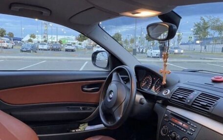 BMW 1 серия, 2011 год, 1 000 000 рублей, 2 фотография