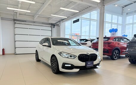 BMW 1 серия, 2019 год, 1 999 999 рублей, 8 фотография