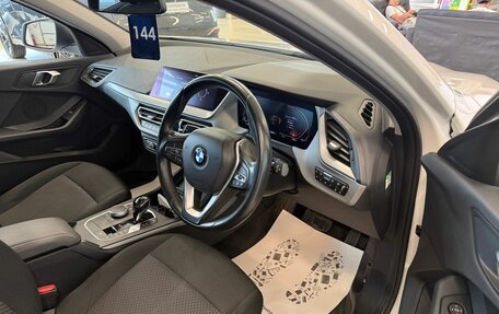 BMW 1 серия, 2019 год, 1 999 999 рублей, 10 фотография