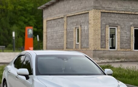 Toyota Camry, 2019 год, 2 850 000 рублей, 3 фотография