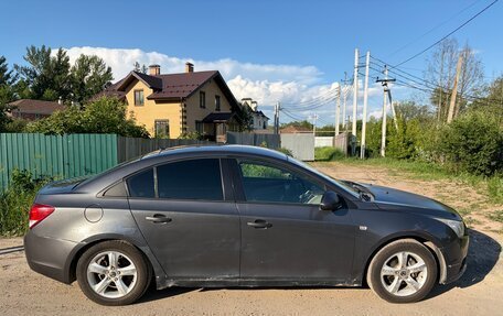 Chevrolet Cruze II, 2011 год, 550 000 рублей, 2 фотография