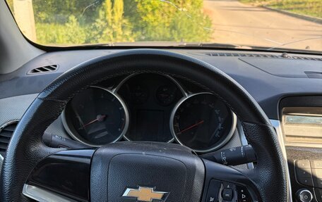 Chevrolet Cruze II, 2011 год, 550 000 рублей, 8 фотография