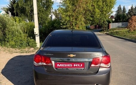 Chevrolet Cruze II, 2011 год, 550 000 рублей, 3 фотография