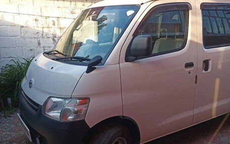 Toyota Town Ace IV, 2018 год, 1 650 000 рублей, 3 фотография