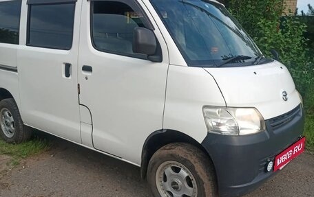 Toyota Town Ace IV, 2018 год, 1 650 000 рублей, 6 фотография