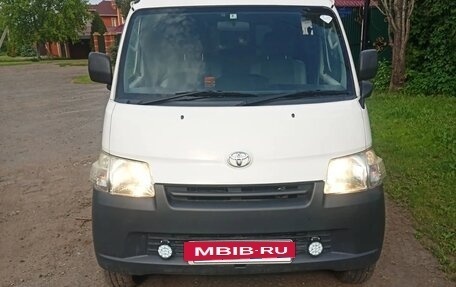 Toyota Town Ace IV, 2018 год, 1 650 000 рублей, 5 фотография
