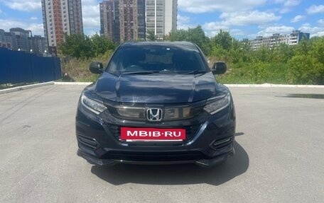 Honda Vezel, 2018 год, 1 600 000 рублей, 3 фотография