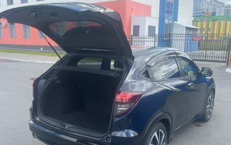 Honda Vezel, 2018 год, 1 600 000 рублей, 9 фотография