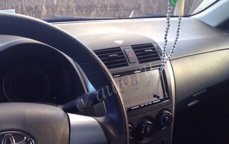 Toyota Corolla, 2011 год, 640 000 рублей, 4 фотография