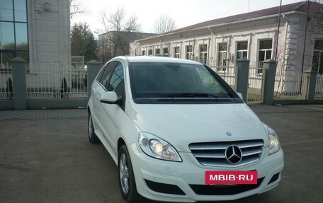 Mercedes-Benz B-Класс, 2010 год, 850 000 рублей, 3 фотография