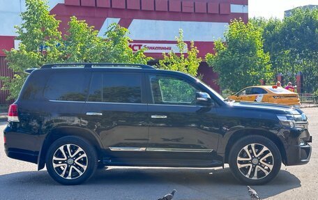 Toyota Land Cruiser 200, 2016 год, 5 900 000 рублей, 4 фотография