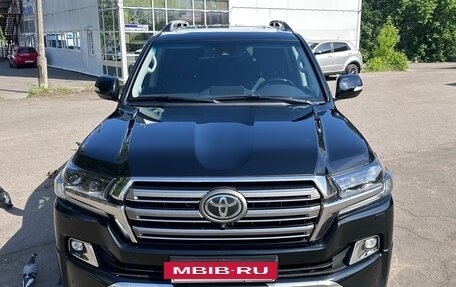 Toyota Land Cruiser 200, 2016 год, 5 900 000 рублей, 11 фотография