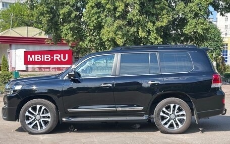 Toyota Land Cruiser 200, 2016 год, 5 900 000 рублей, 9 фотография