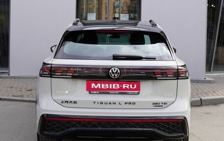 Volkswagen Tiguan, 2026 год, 4 700 000 рублей, 5 фотография