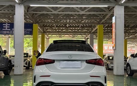 Mercedes-Benz A-Класс, 2023 год, 1 880 000 рублей, 3 фотография