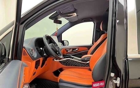 Mercedes-Benz Vito, 2024 год, 5 880 000 рублей, 13 фотография