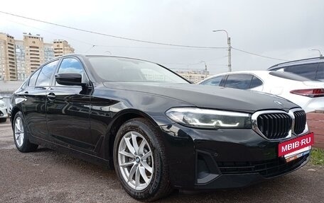 BMW 5 серия, 2021 год, 4 500 000 рублей, 2 фотография