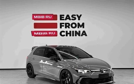 Volkswagen Golf VIII, 2023 год, 2 200 000 рублей, 7 фотография
