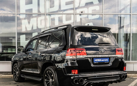 Toyota Land Cruiser 200, 2018 год, 5 450 000 рублей, 2 фотография