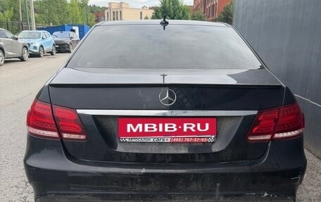 Mercedes-Benz E-Класс, 2015 год, 1 420 000 рублей, 2 фотография