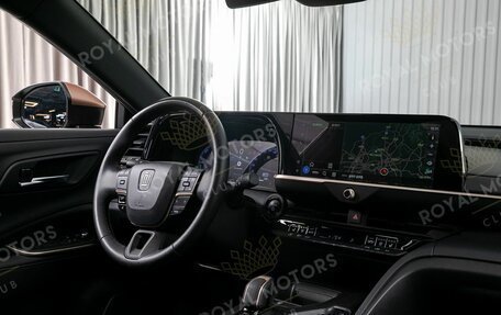Toyota Crown, 2023 год, 5 250 000 рублей, 9 фотография