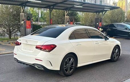 Mercedes-Benz A-Класс, 2022 год, 1 920 000 рублей, 4 фотография