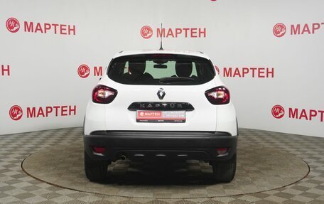 Renault Kaptur I рестайлинг, 2018 год, 989 000 рублей, 6 фотография