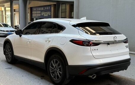 Mazda CX-4, 2022 год, 1 784 000 рублей, 4 фотография