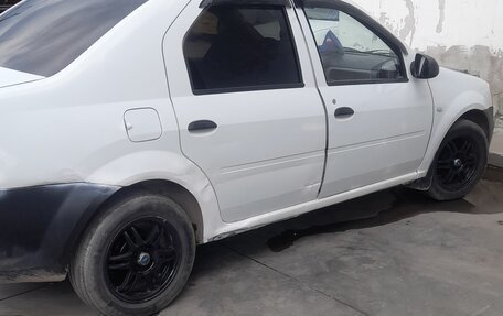 Renault Logan I, 2011 год, 250 000 рублей, 2 фотография