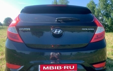 Hyundai Solaris II рестайлинг, 2011 год, 680 000 рублей, 6 фотография