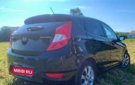 Hyundai Solaris II рестайлинг, 2011 год, 680 000 рублей, 7 фотография