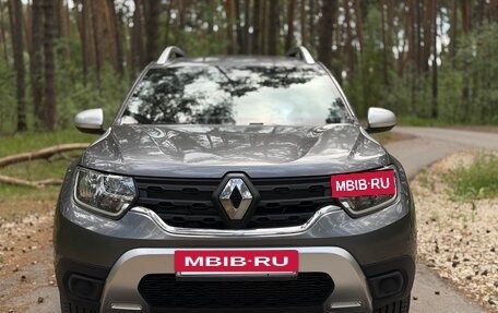 Renault Duster, 2022 год, 2 100 000 рублей, 4 фотография