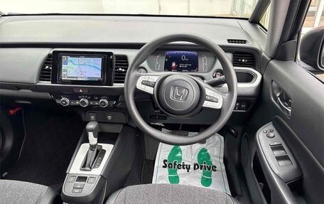 Honda Fit, 2022 год, 1 050 000 рублей, 11 фотография