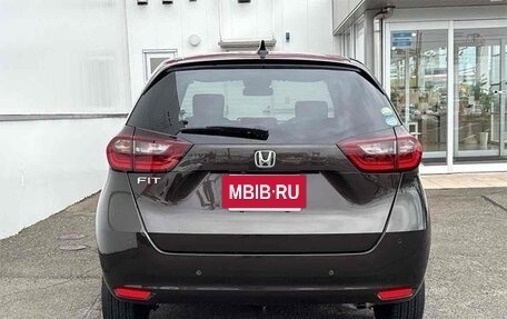 Honda Fit, 2022 год, 1 050 000 рублей, 7 фотография