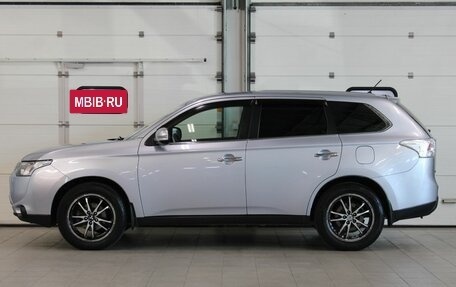 Mitsubishi Outlander III рестайлинг 3, 2013 год, 1 457 000 рублей, 8 фотография