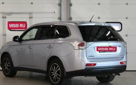 Mitsubishi Outlander III рестайлинг 3, 2013 год, 1 457 000 рублей, 7 фотография