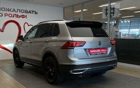 Volkswagen Tiguan II, 2021 год, 3 190 000 рублей, 7 фотография