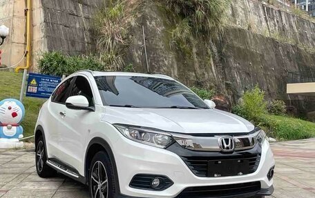 Honda Vezel, 2022 год, 1 490 000 рублей, 8 фотография