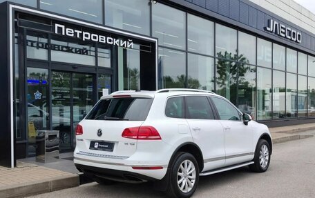 Volkswagen Touareg III, 2015 год, 2 730 000 рублей, 3 фотография
