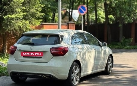 Mercedes-Benz A-Класс, 2016 год, 1 580 000 рублей, 5 фотография