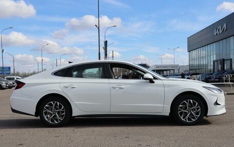 Hyundai Sonata VIII, 2021 год, 1 900 000 рублей, 12 фотография