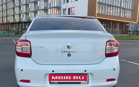 Renault Logan II, 2016 год, 850 000 рублей, 4 фотография
