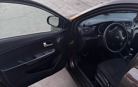 KIA Rio III рестайлинг, 2015 год, 690 000 рублей, 10 фотография